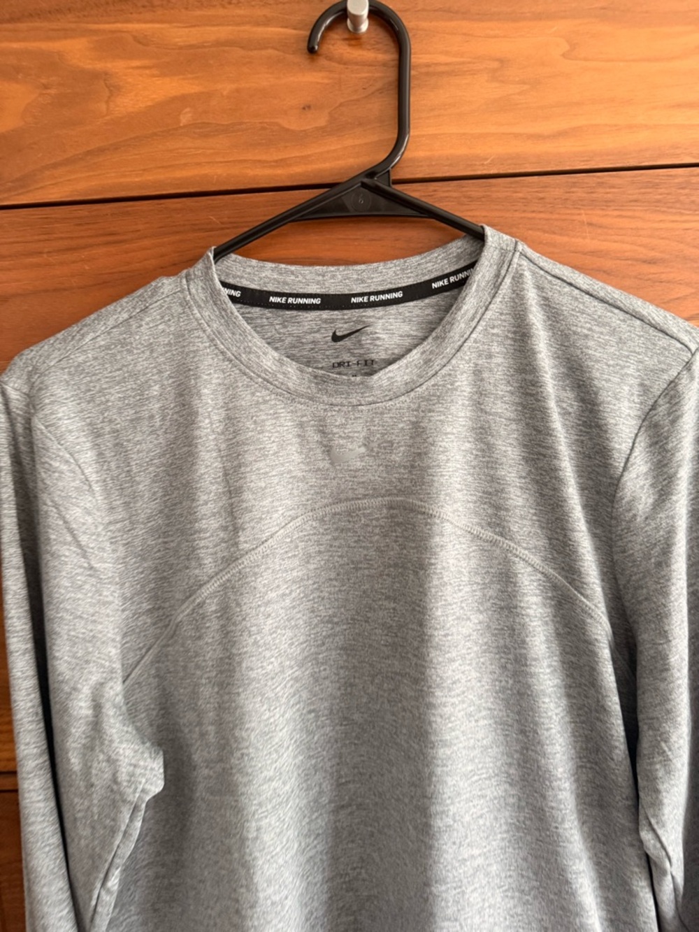 Nike Dri-FIT Swift Element UV size M - Picture 9 of 11